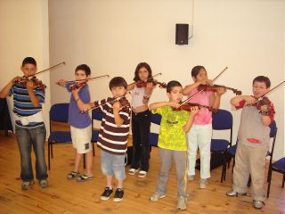Orquesta Infanto Juvenil de Cauquenes Sample Image